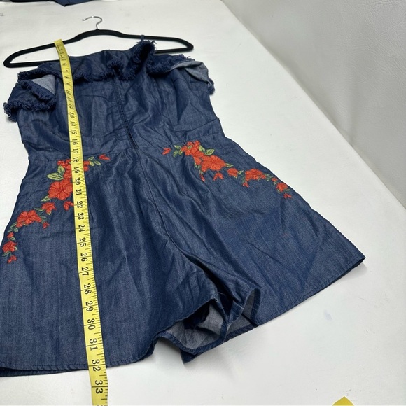 MOON RIVER Stylish chambray Romper with Floral Embroidery - Picture 6 of 16